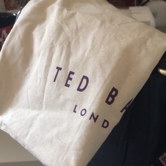 Ted Baker Darcell leather purse - brand new - Picture 5 of 6